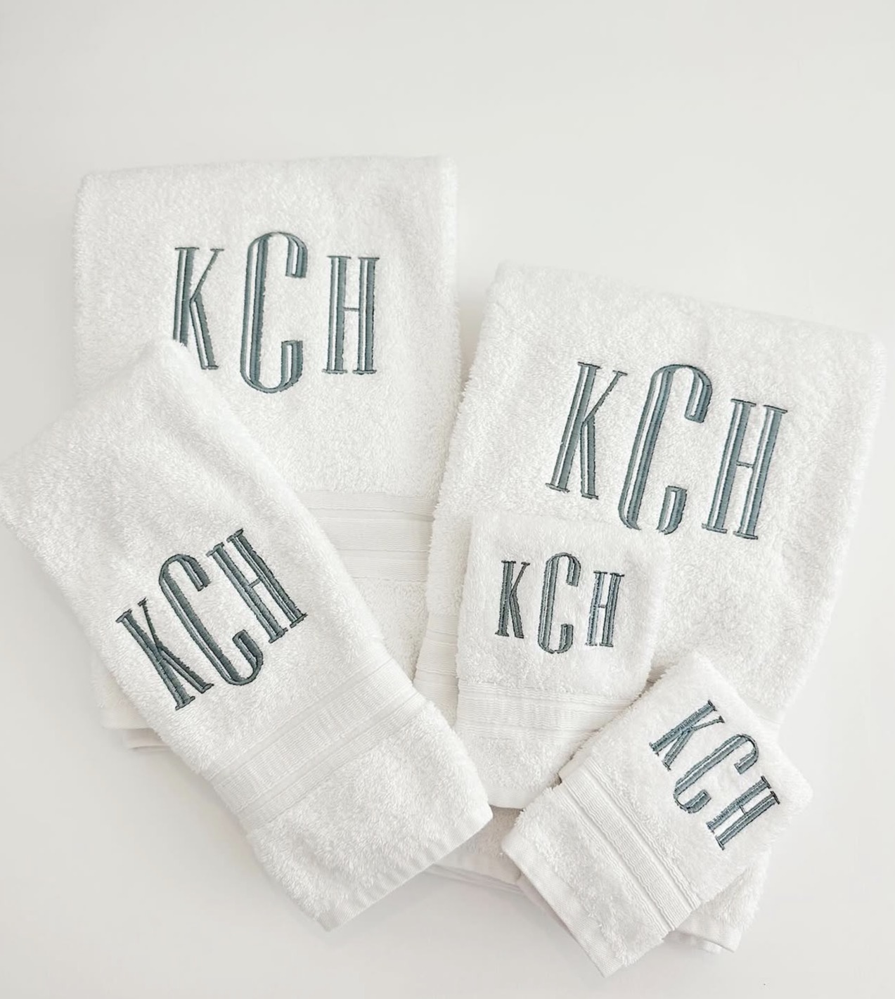 Monogrammed bath towel set